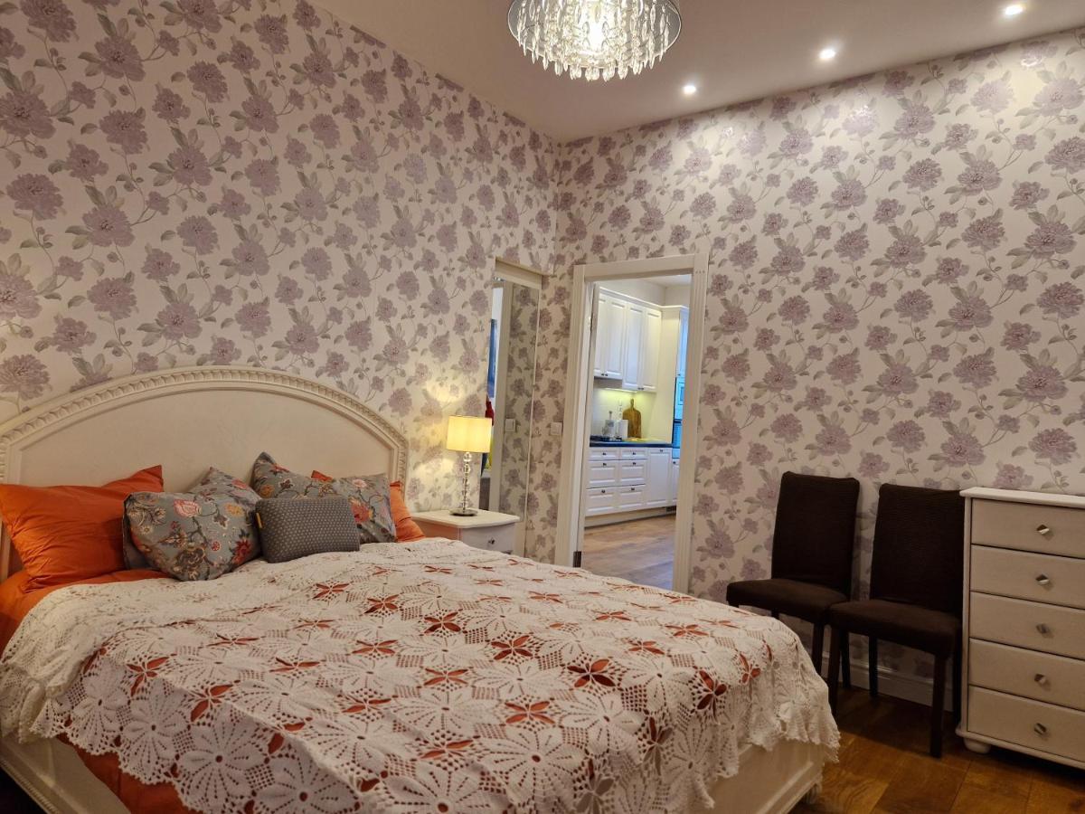 Lovely Apartment In Tallinn Old Town Экстерьер фото